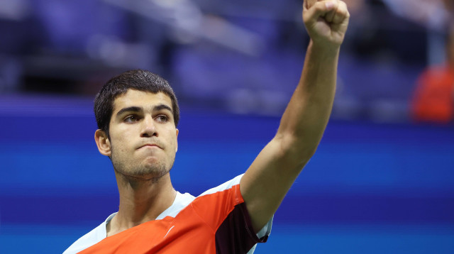 בגלל זה מכנים אותו "נדאל הבא". אלקראס חוגג (צילום: GettyImages, Julian Finney)