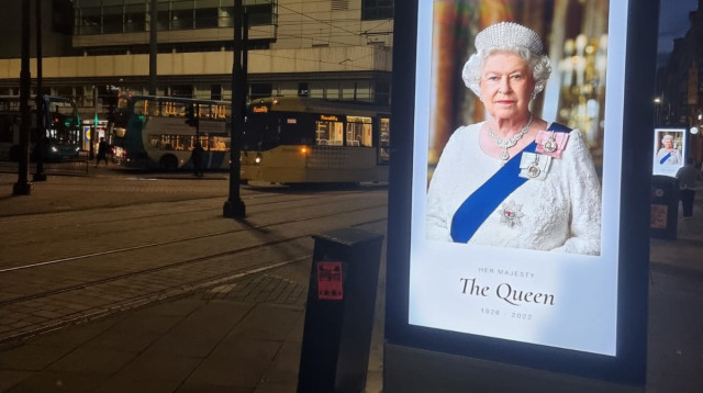 רחובות בריטניה (צילום: ג'וש ארונסון)