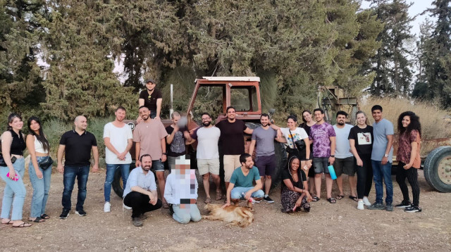 סיור אתנחתא בקיבוץ שלעבים (צילום: באדיבות "אתנחתא")