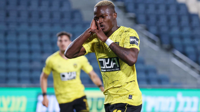 חלאופילו פלייטר שחקן בית"ר ירושלים (צילום: דני מרון)