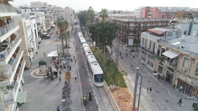 הסרת הגדרות משדרות ירושלים ביפו (צילום: יחצ,נתע)