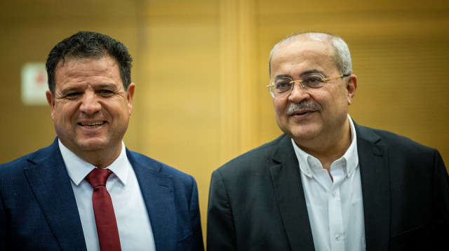 אחמד טיבי, איימן עודה (צילום: יונתן זינדל, פלאש 90)