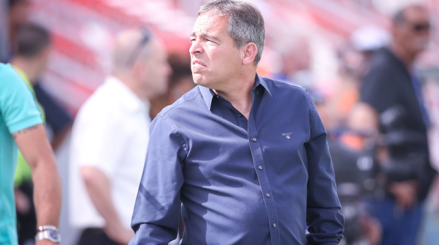 מאמן הפועל כפר סבא ירון הוכנבוים (צילום: מאור אלקסלסי)