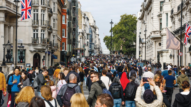 רחובות לונדון ביופ פטירת המלכה  (צילום: נתי שוחט, פלאש 90)