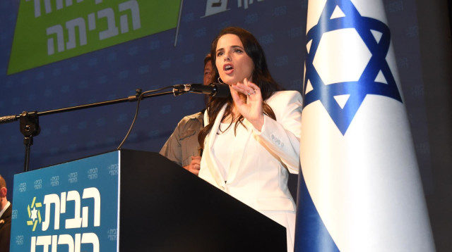 יו"ר הבית היהודי איילת שקד בהשקת קמפיין המפלגה (צילום: ברני ארדוב - בנוביץ תקשורת)