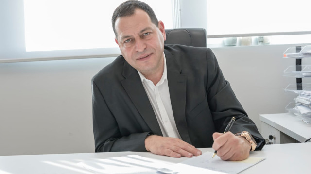 עורך הדין עומר נירהוד (צילום: אבי בקשט)