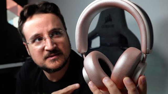 אוזניות שמטעינות את עצמן (צילום: צביקה שחר)