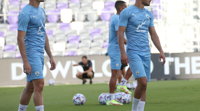 שחקני נבחרת ישראל דורון ליידנר, ליאל עבדה (צילום: אודי ציטיאט)