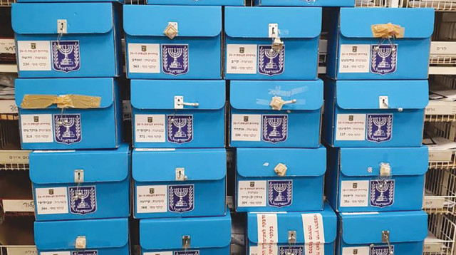 קלפיות שחזרו מחול לאחר ההצבעה בבחירות הקודמות (צילום: ועדת הבחירות המרכזית)