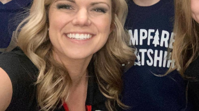 נינה פצ'ולקה בת ה-27 (צילום: מתוך פייסבוק)