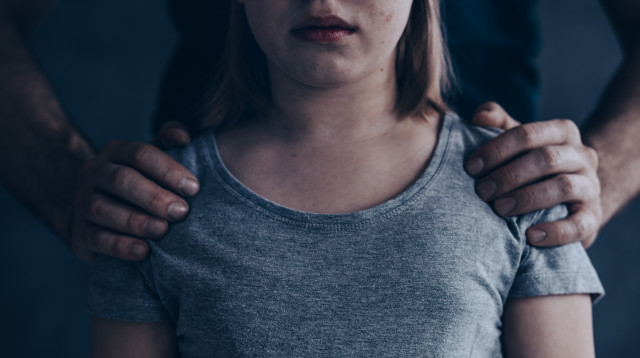 עו"ד מורן אלסיאג בני: ניכור הורי - התעללות בלי סימנים כחולים (צילום: envato)