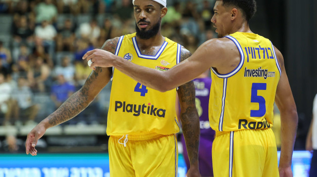 ווייד בולדווין, לורנזו בראון, מכבי תל אביב (צילום: דני מרון)