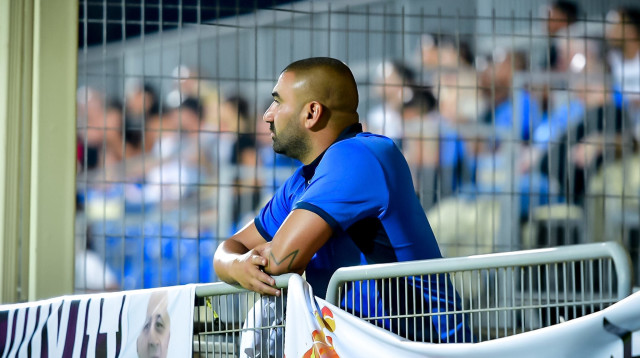 ערן לוי שחקן מכבי קביליו יפו הפצוע (צילום: אריאל שלום)