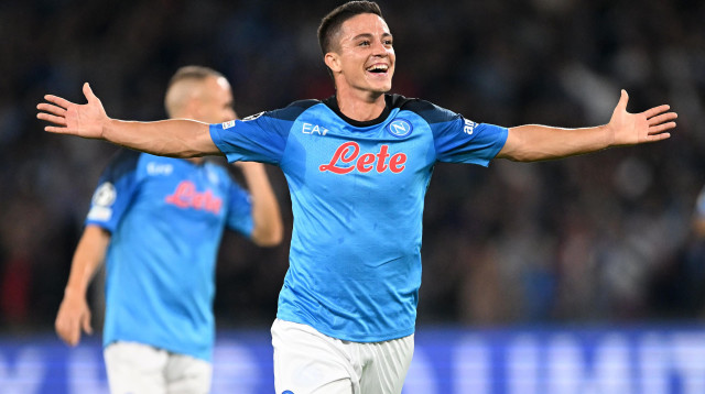 לצד דל פיירו ורבאנלי. רספאדורי (צילום: GettyImages)