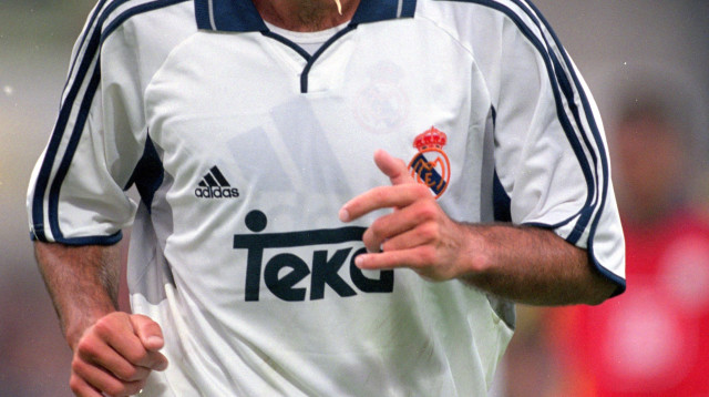 שחקן ריאל מדריד בשנת 2000, לואיס פיגו (צילום: GettyImages)