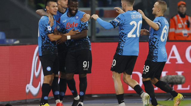 שחקני נאפולי חוגגים (צילום: רויטרס)