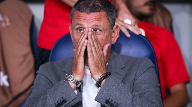 מאמן הפועל חיפה ניר קלינגר (צילום: מאור אלקסלסי)