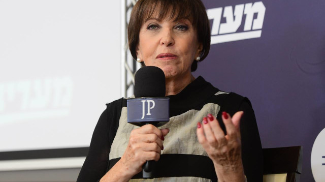 זהבה גלאון בפסגת המנהיגים של מעריב (צילום: אבשלום ששוני)