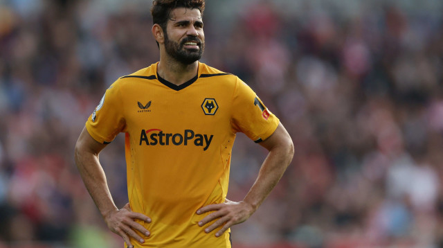 חלוץ וולבס דייגו קוסטה (צילום: רויטרס)