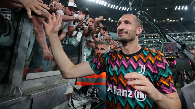 הופעת פרידה מאוהדי יובנטוס. קייליני (צילום: GettyImages, Emilio Andreoli)