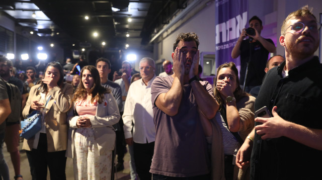 האכזבה במטה מפלגת העבודה (צילום: נועם רבקין פנטון, פלאש 90)