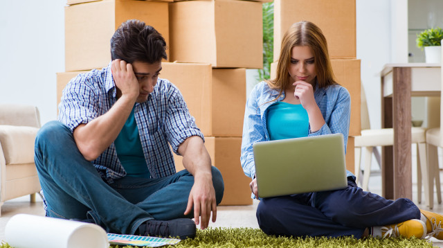 משכירה את בעלה לפי שעה, או לפי תעריף יומי (צילום: אינג'אימג')