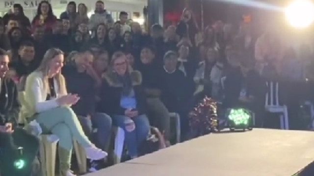 מי הפתיע את הקהל בתחרות מלכות היופי בברזיל? (צילום: מתוך טיקטוק)