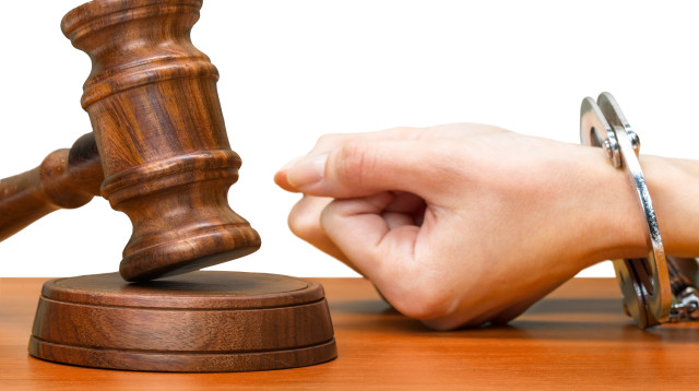 המדריך השלם לנעצרים בחו"ל (צילום: envato)