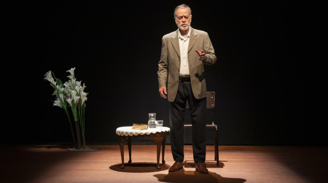 מההצגה "בתחילת קיץ 1970" (צילום: יעל אילן)