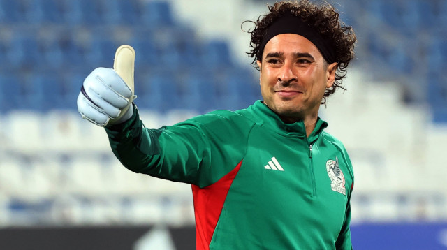 גיירמו אוצ'ואה, שוער נבחרת מקסיקו (צילום: רויטרס)