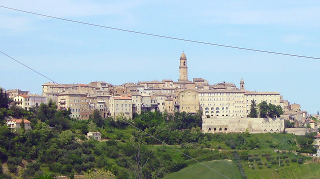 הכפר Petritoli (צילום: foto scattata dall'utente, CC BY-SA 3.0)