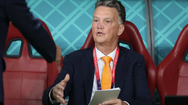 מאמין בשחקניו. ואן חאל (צילום: רויטרס)