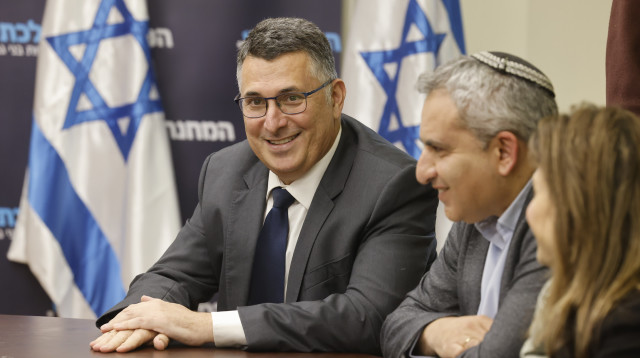 גדעון סער, זאב אלקין (צילום: מרק ישראל סלם)