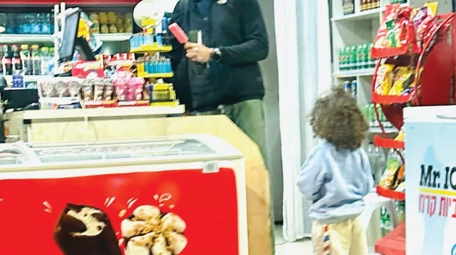 איתי אנגל (צילום: בנג׳י ויינשטוק)