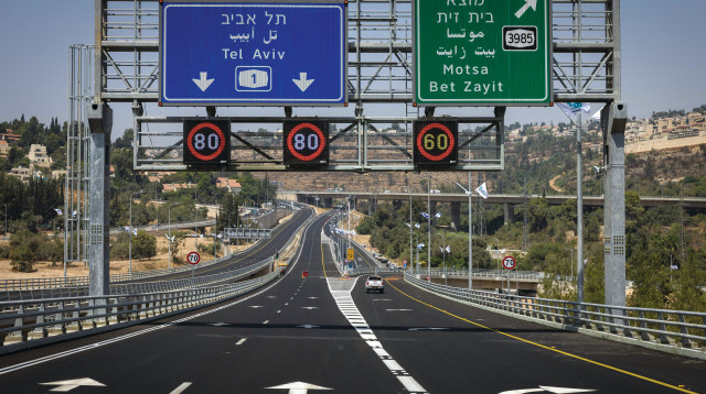 כביש 16 (צילום: אוליביה פיטוסי, פלאש 90)