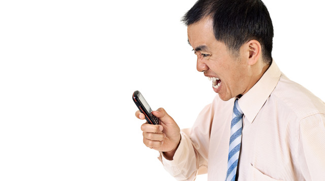 2,060 שיחות למוקד המשטרה (צילום: אינג'אימג')