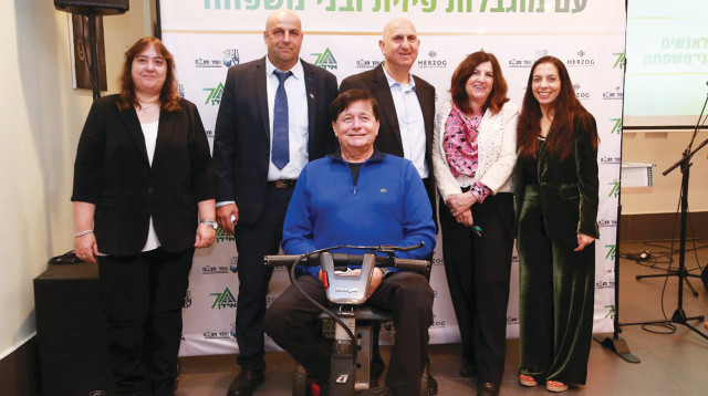 חנוכת מרכז מיצוי הזכויות של איל"ן (צילום: קובי אליהו)