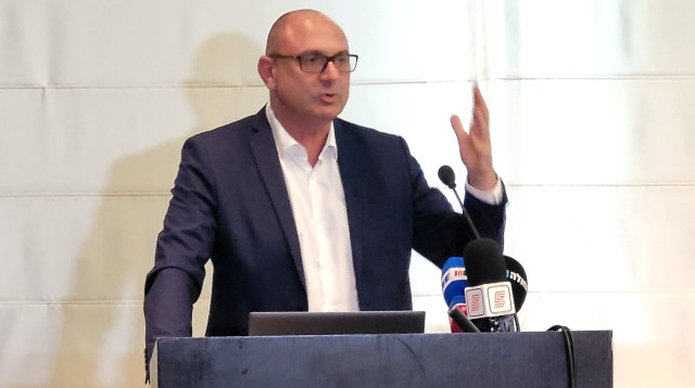 אילו שינויים יעשה?  שינו זוארץ (צילום: יותם רונן)