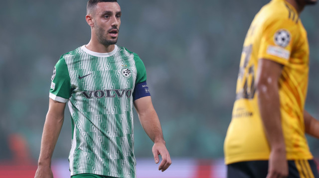 שחקן מכבי חיפה נטע לביא (צילום: מאור אלקסלסי)