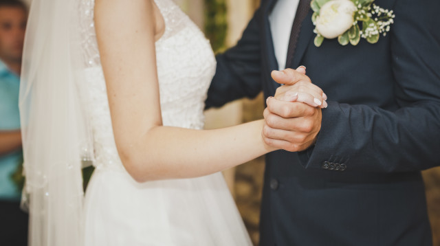 ריקוד החתונה הפך לוויראלי בגלל פדיחה  (צילום: אינג'אימג')