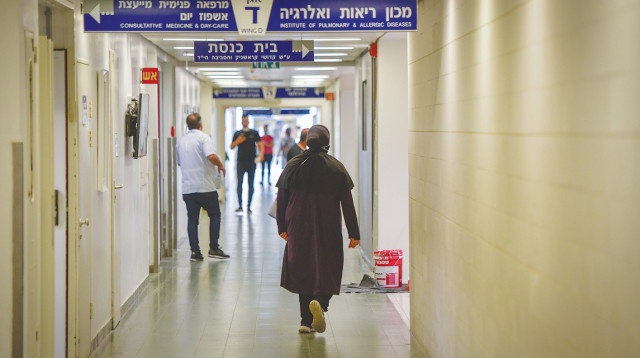 בית החולים איכילוב תל אביב (צילום: אבשלום ששוני)