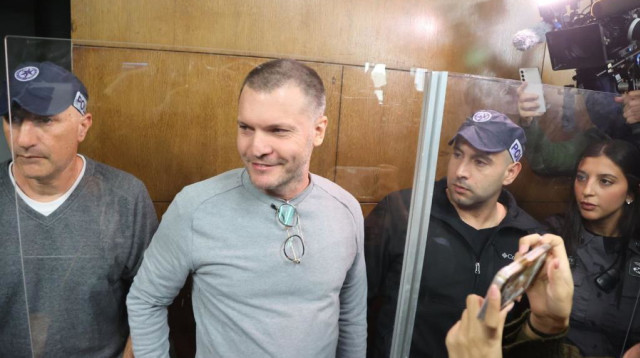 שי אביטל בבית המשפט (צילום: אבשלום ששוני)