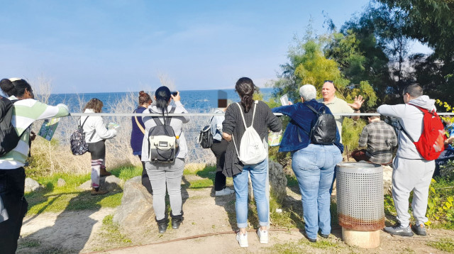 תלמידים במכינה ביום סיור (צילום: יח"צ המכללה האקדמית כנרת)