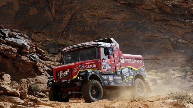 רכבו של נהג המירוצים הצ'כי אלש לופרייס, ראלי דקר 2023 (צילום: רויטרס)