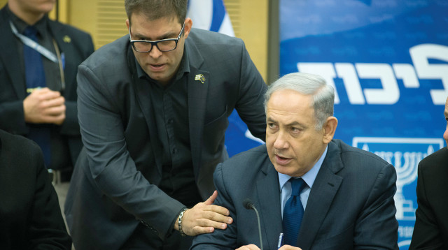 אורן חזן ובנימין נתניהו (צילום: יונתן זינדל, פלאש 90)