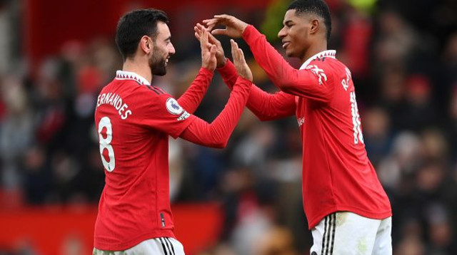 פרננדס ורשפורד חוגגים ניצחון יוקרתי (צילום: Shaun Botterill / Staff)