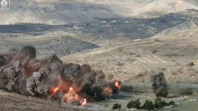 הפיצוץ המבוקר של עשרות מוקשים ברמת הגולן (צילום: אגף דוברות והסברה במשרד הביטחון)