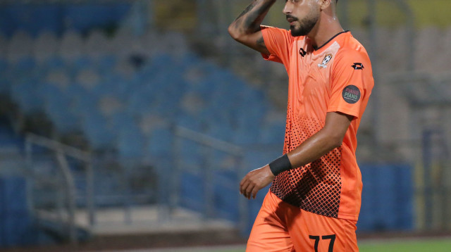 שוב בחלק ההתקפי. בוזגלו (צילום: אודי ציטיאט)