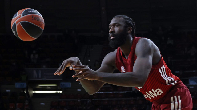 הבווארים מחפשים ניצחון ראשון בחוץ על פאו. האנטר (צילום: רויטרס)