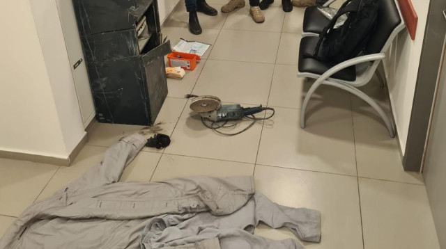 תמונות מאירוע הגניבה (צילום: דוברות המשטרה)